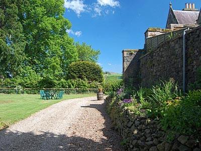 Lochside Stable Hse Villa Town Yetholm Exterior photo